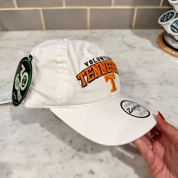 University of Tennessee Volunteers White Baseball Hat - Picture 4 of 5